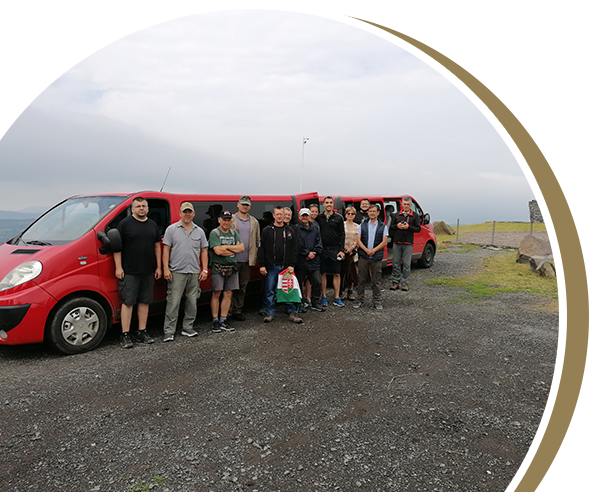 9 személyes kisbusz bérlés Debrecen